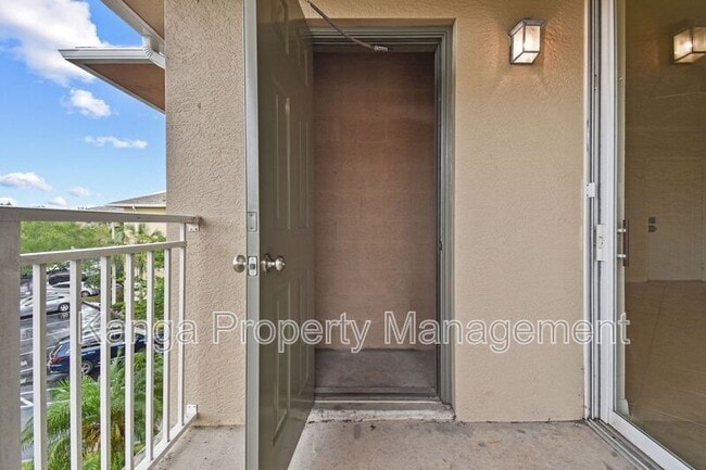 Building Photo - 6556 Emerald Dunes Dr