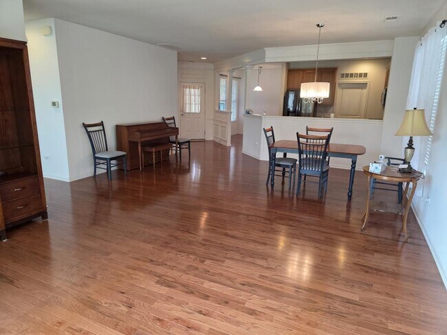 Building Photo - 2772 Cascade Falls Cir