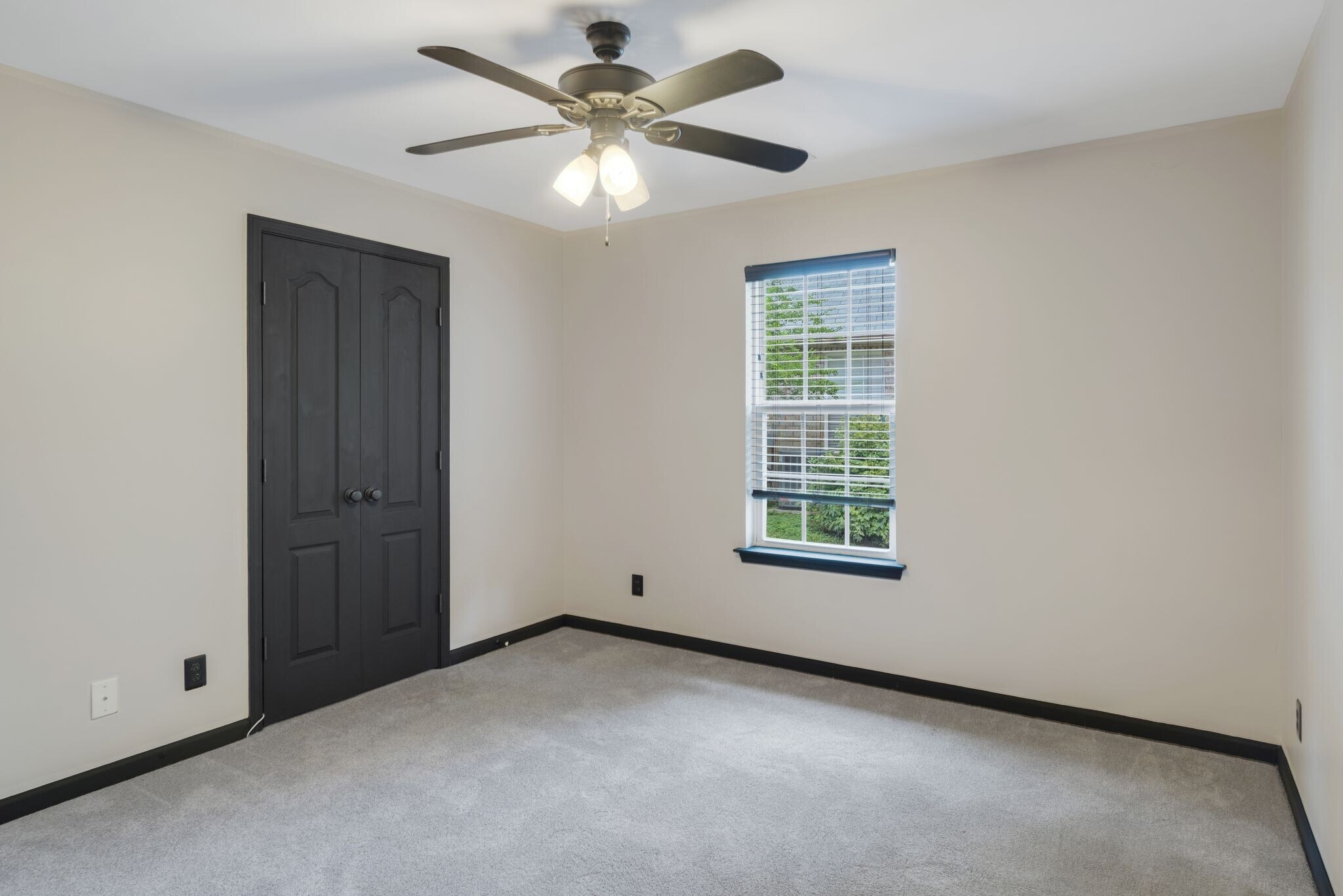 Building Photo - 1107 Saddle Creek Dr