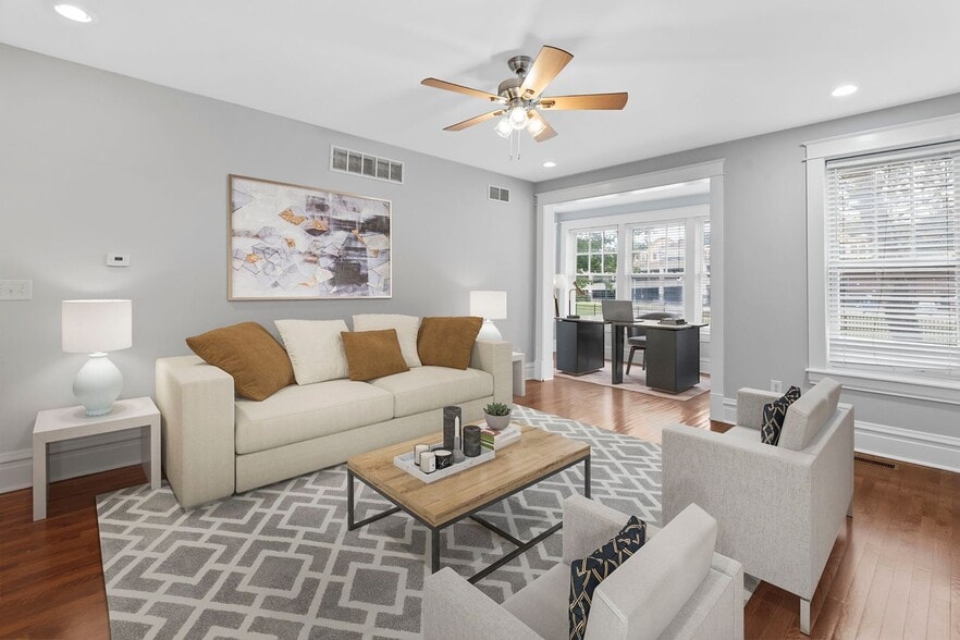 Interior Photo - 6409 Enright