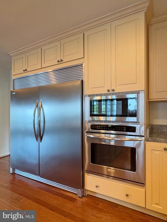 Building Photo - 11470 Mohawk Ct