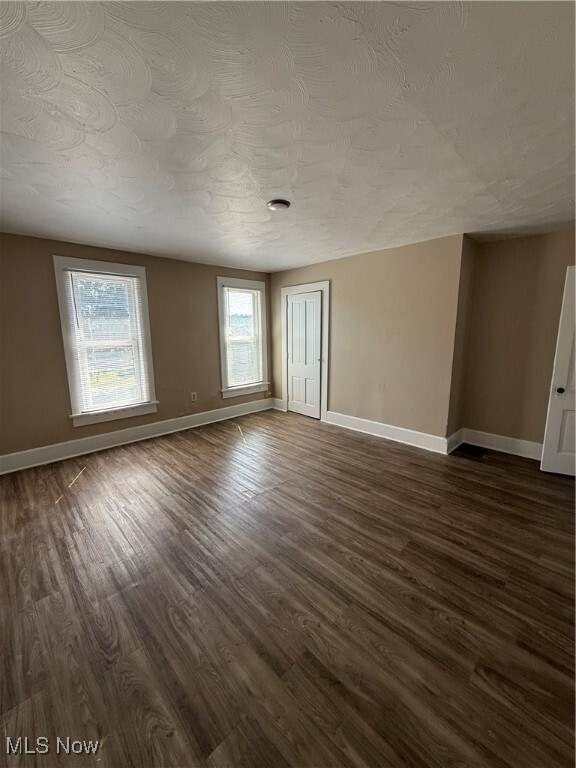 Building Photo - 2355 Hoge Ave
