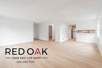 Building Photo - 13910 Sayre St