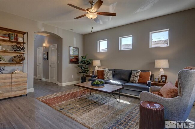 Building Photo - 1252 Saltern Dr