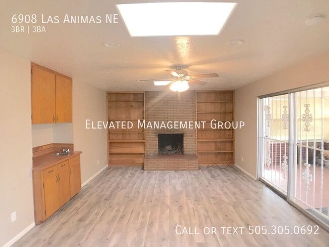 Building Photo - 6908 Las Animas Ave NE