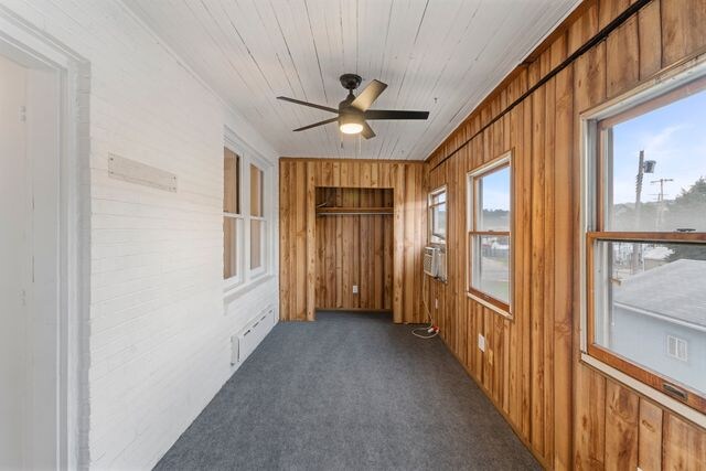 Building Photo - 734 Monongahela Ave