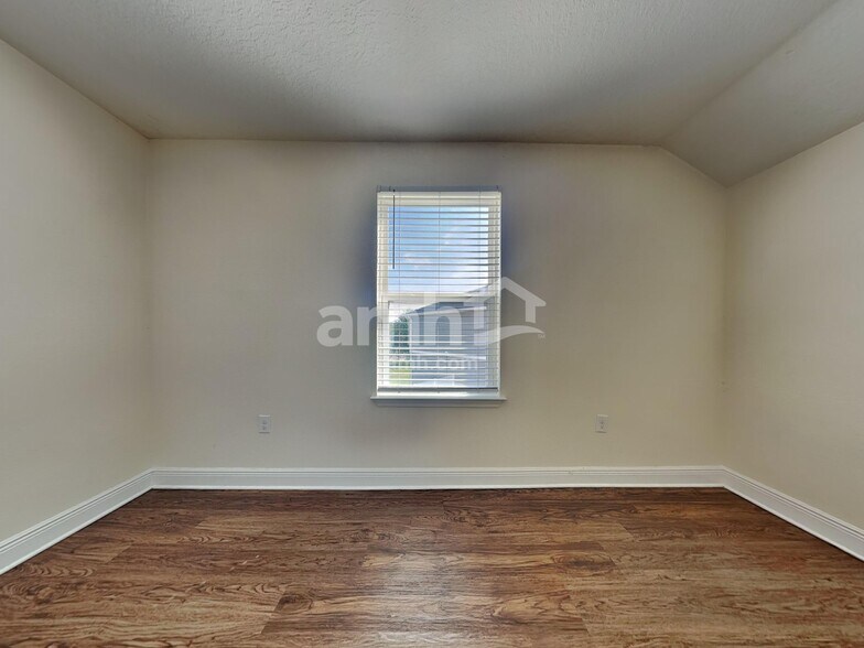 Building Photo - 7918 Stumble Journey Ln