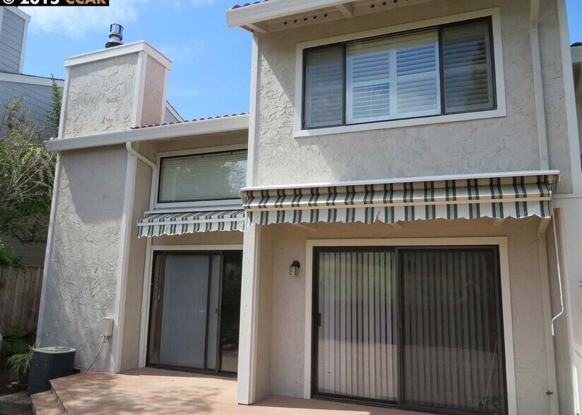 Building Photo - 1446 Quail View Cir