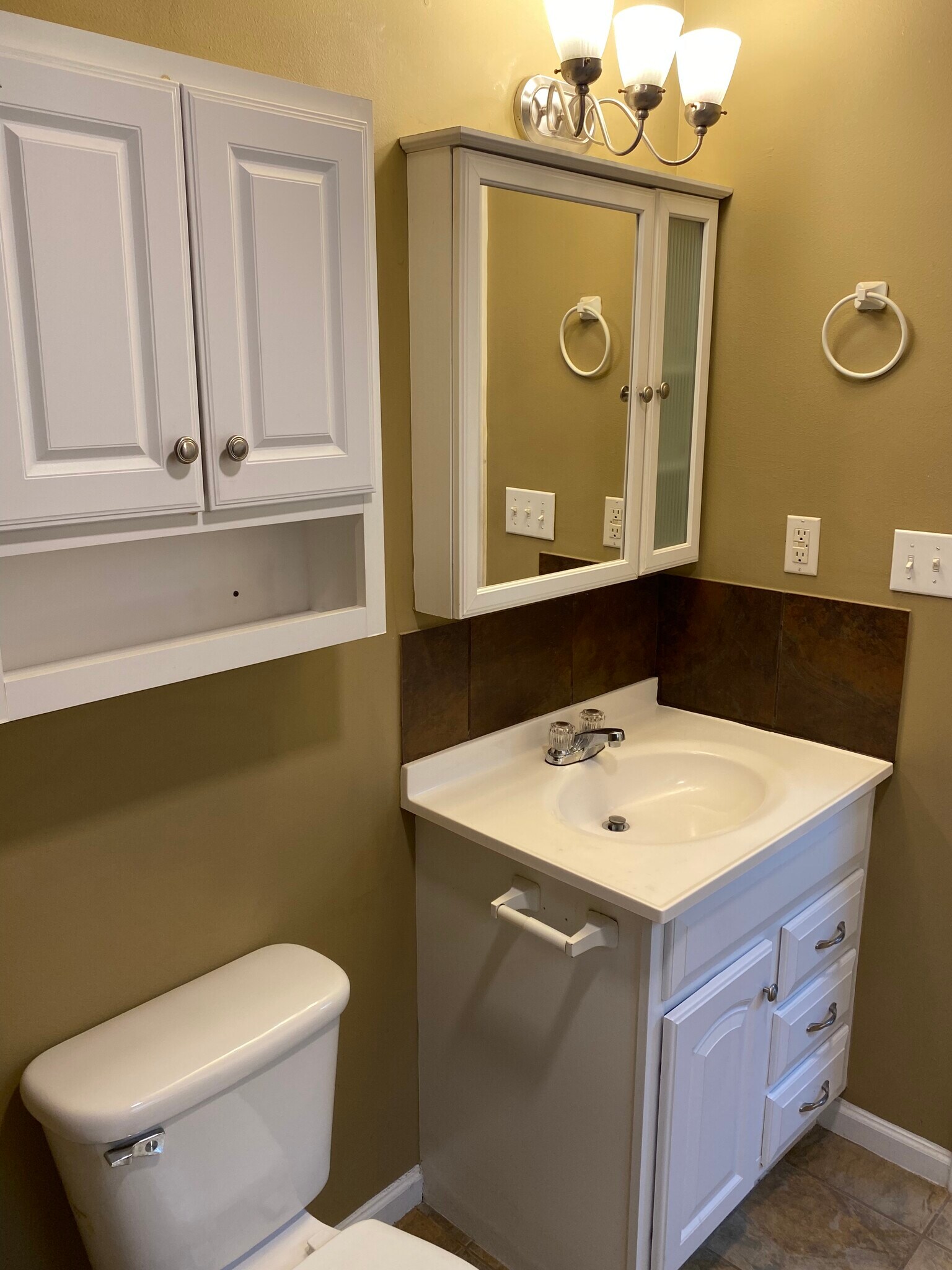 Bathroom - 4521 Merle Dr