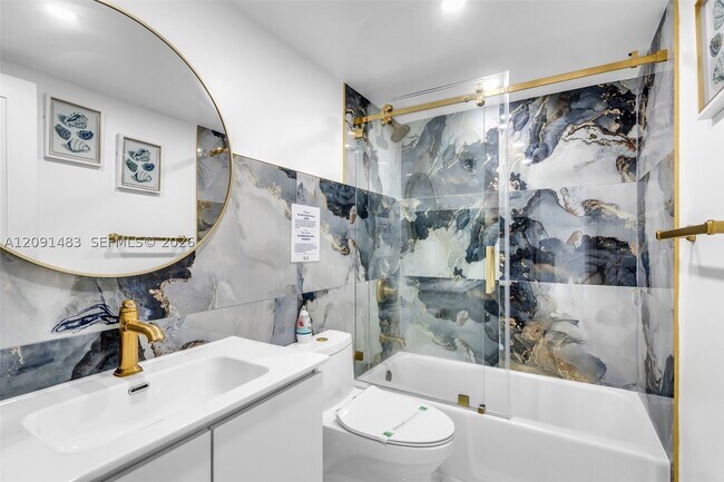 Building Photo - 3901 S Ocean Dr