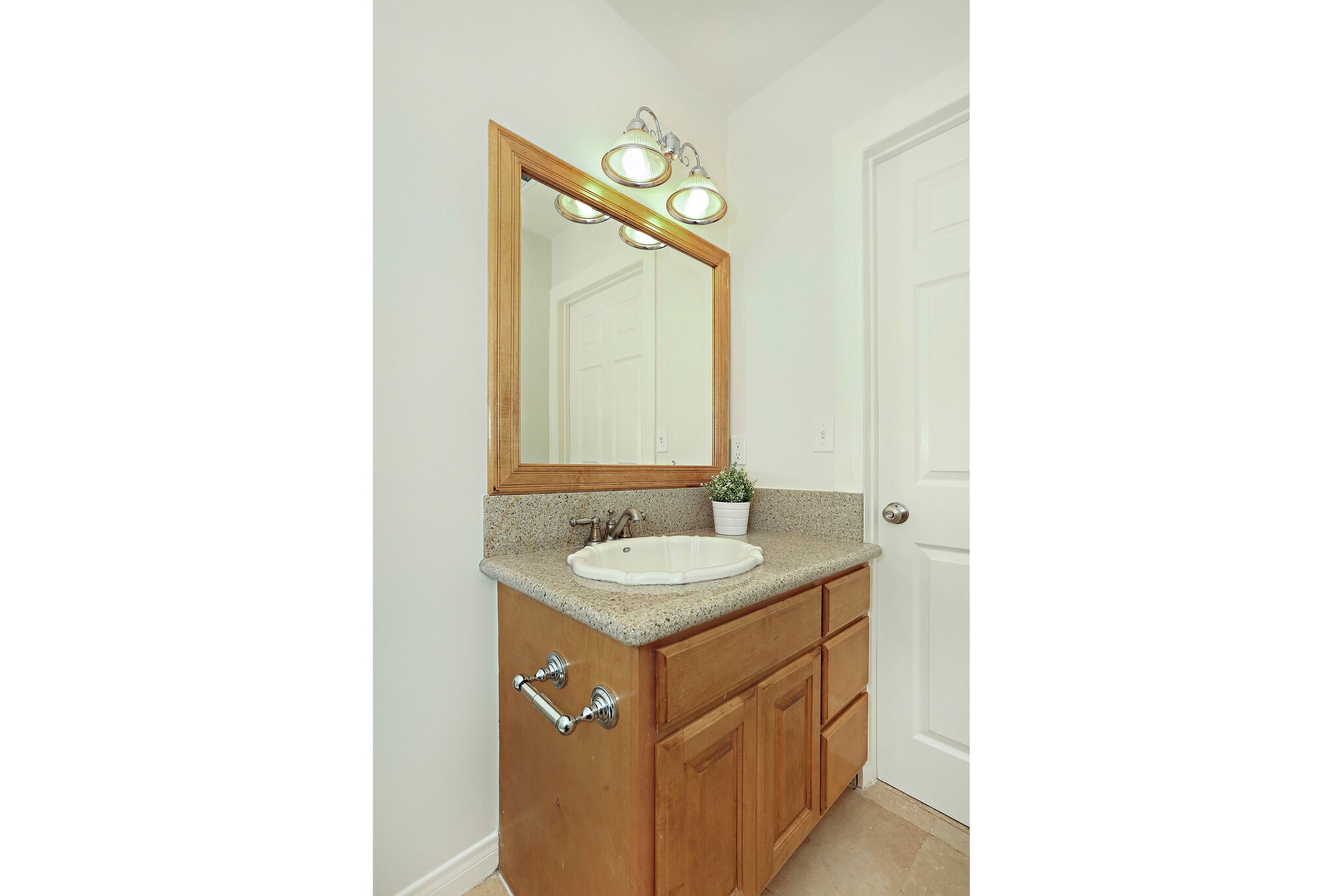 Main Floor Guest Bathroom - 3424 Bellevue Ave