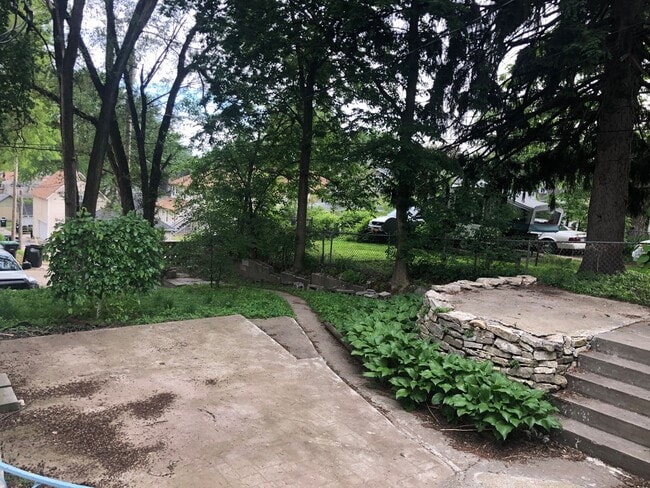 Building Photo - JUNE move in, 6BR house