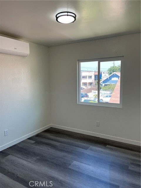 Building Photo - 1257 Velasco St