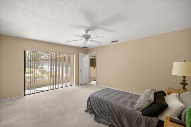 Building Photo - Comfort, Style & Space – 3 Bedroom Home in...