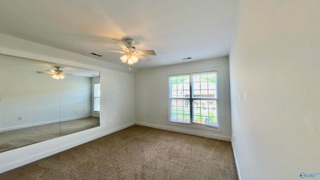 Building Photo - 4504 Hampton View Dr