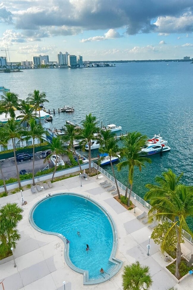 Building Photo - 1865 79th Street Causeway