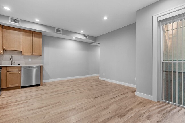 Building Photo - 2931 N Calvert St