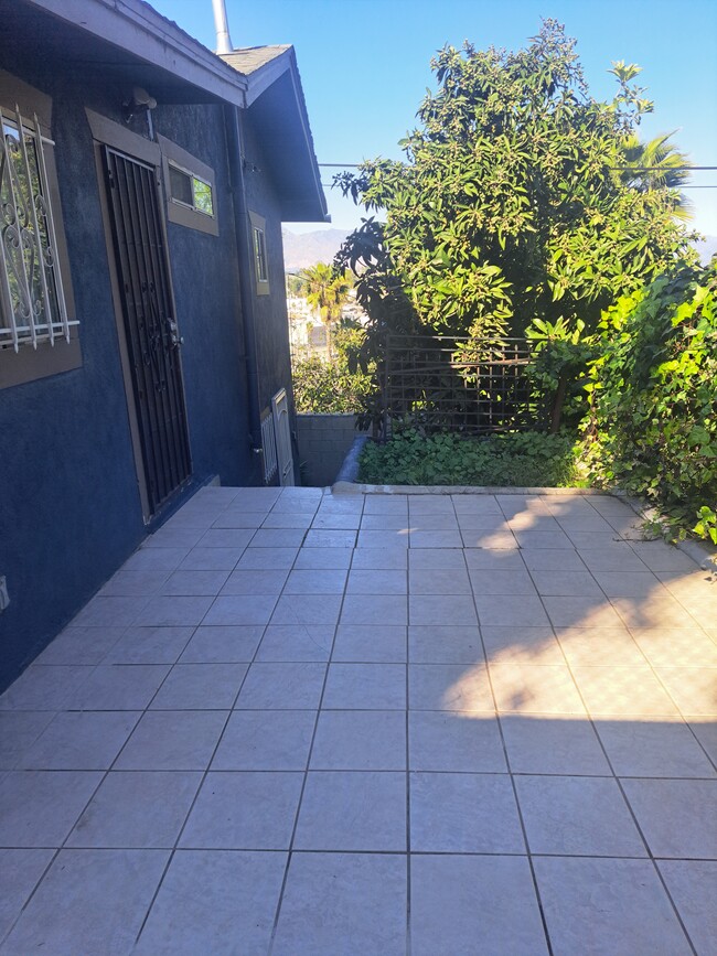 Building Photo - 3801 Ramboz Dr