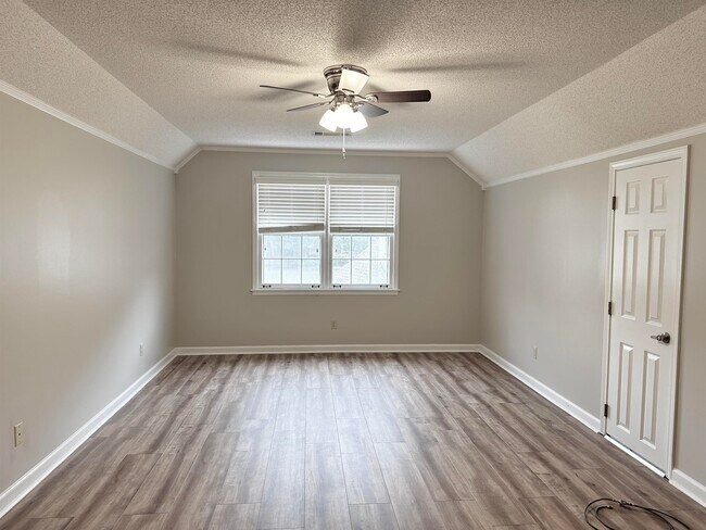 Building Photo - 3046 Dee Ann Dr