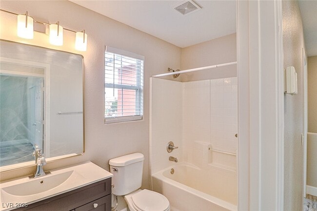 Building Photo - 2387 Brunswick Bay St