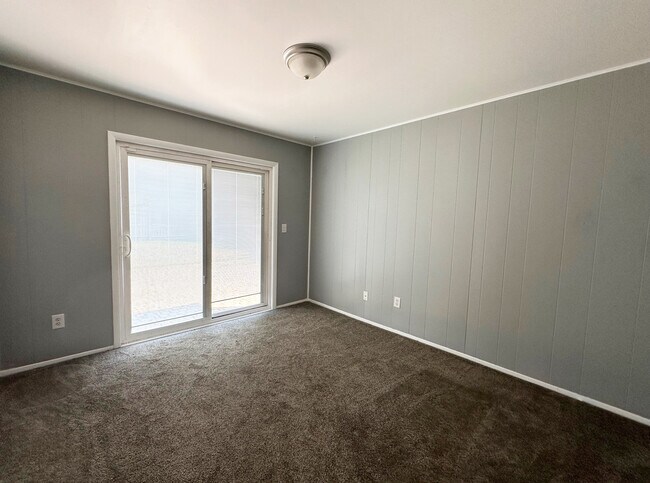 Building Photo - 30486 Townley St