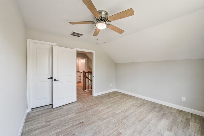 Building Photo - 6835 Tara Dr