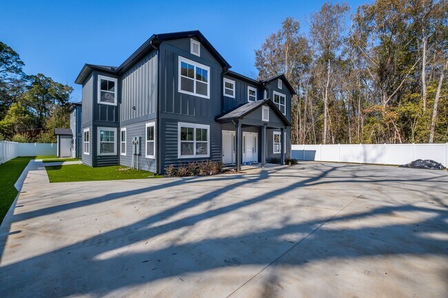 Building Photo - 2022 Trimble Rd