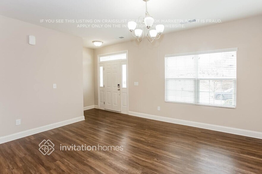 Building Photo - 112 Four Seasons Way