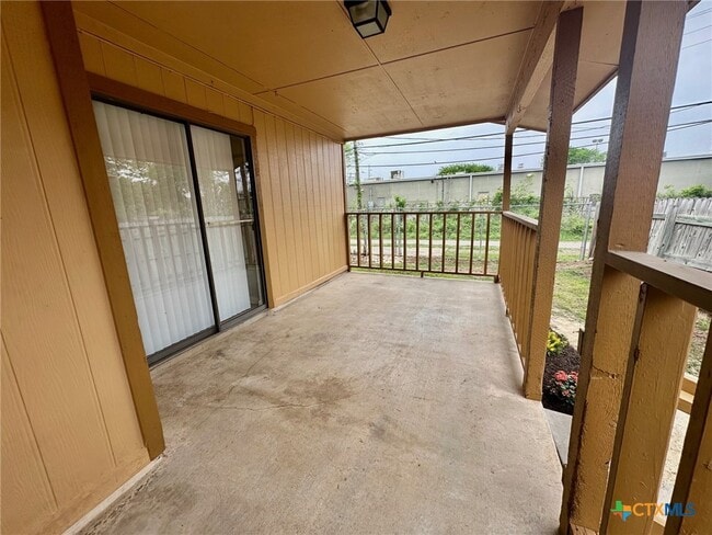 Building Photo - 1307 Barbara Dr