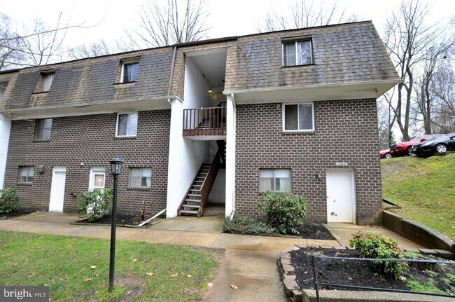 Primary Photo - 411 Stiles Ave