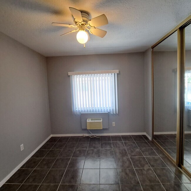 Building Photo - 5033 Sitka Ln