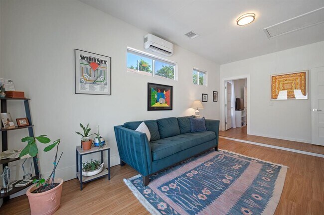 Building Photo - 4603 Ribbecke Ave