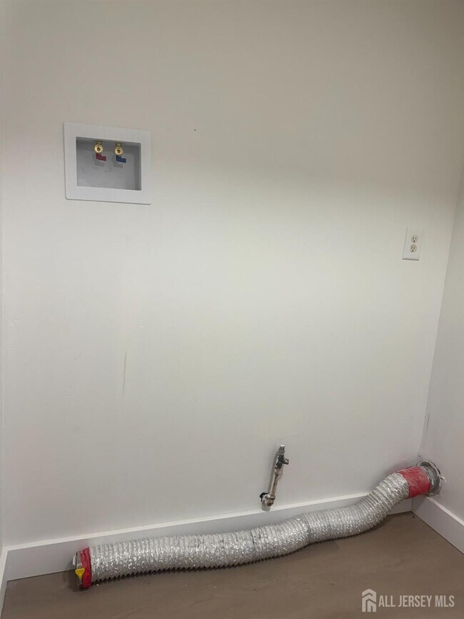 Building Photo - 84 Seabreeze Way