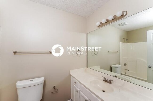 Building Photo - 3 Bedroom Pet-Friendly Home in Moody, AL w...