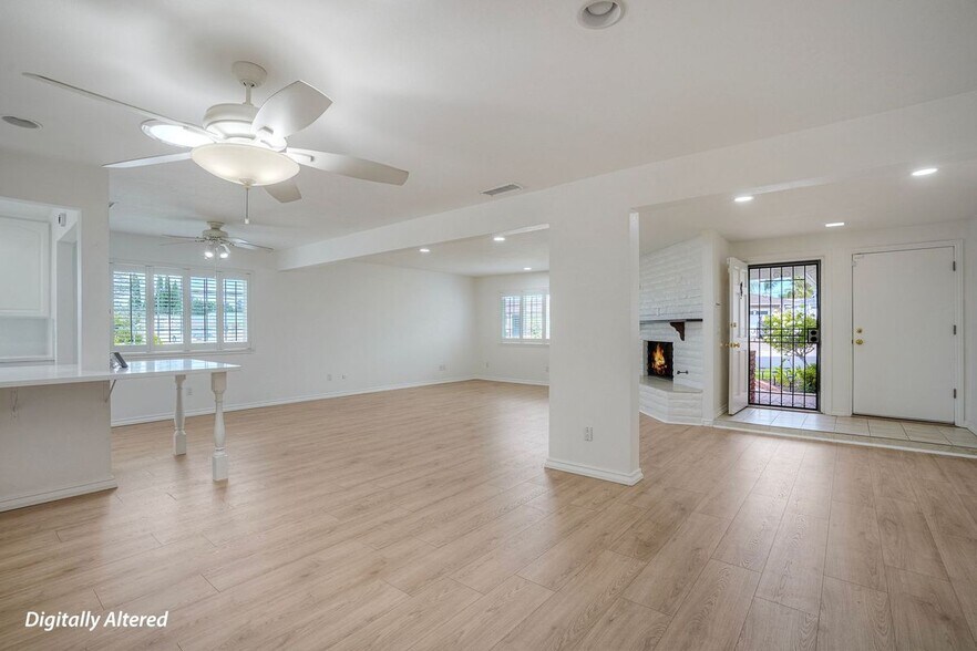 Building Photo - 2511 Meadow Lark Dr