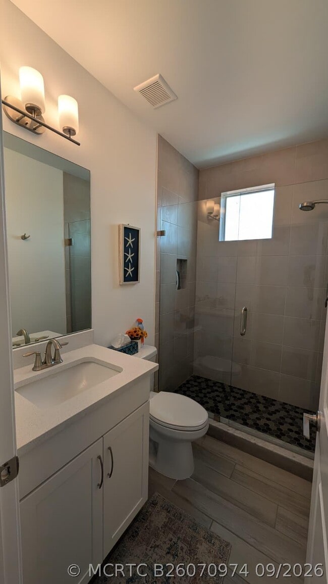 Building Photo - 5011 Beland Dr