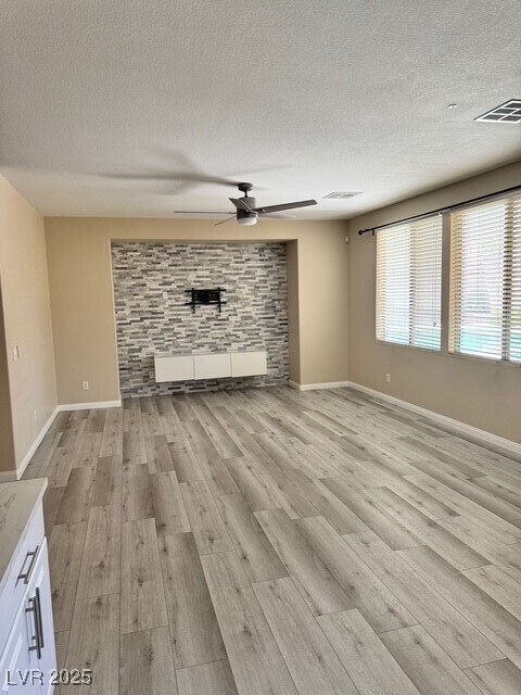Building Photo - 9440 Highview Rock Ct