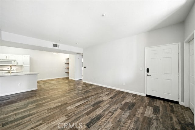 Building Photo - 41410 Juniper St