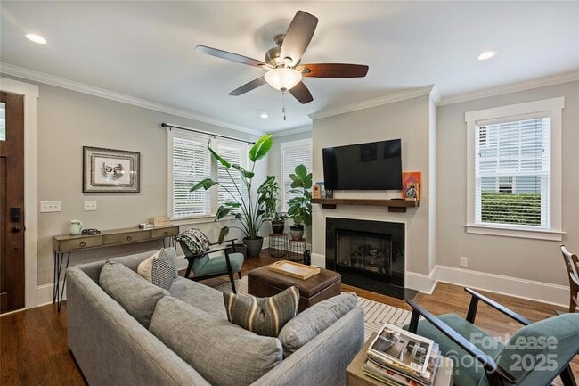 Building Photo - 126 N Smallwood Pl