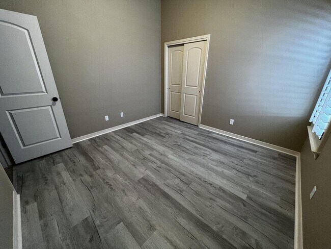Building Photo - 3267 Percheron