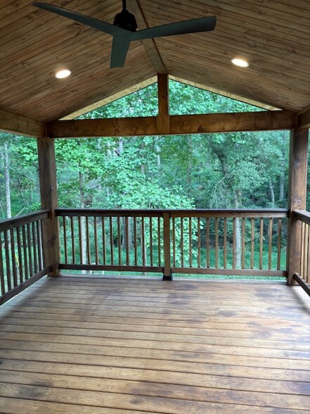 Building Photo - 170 Mathis Dairy Rd