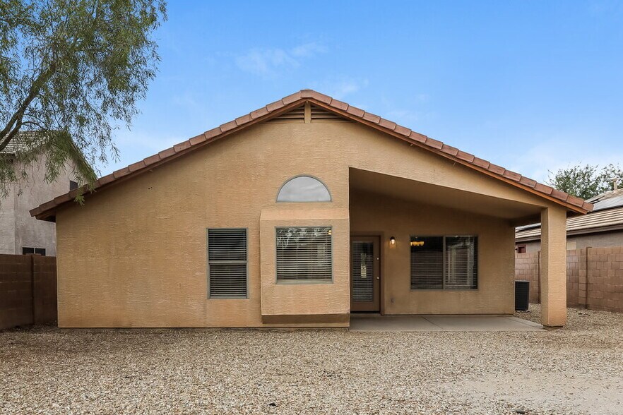 Building Photo - 16755 W Polk St