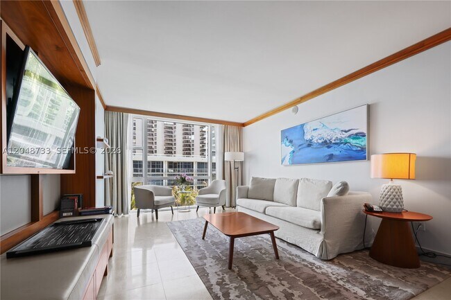 Building Photo - 6801 Collins Ave