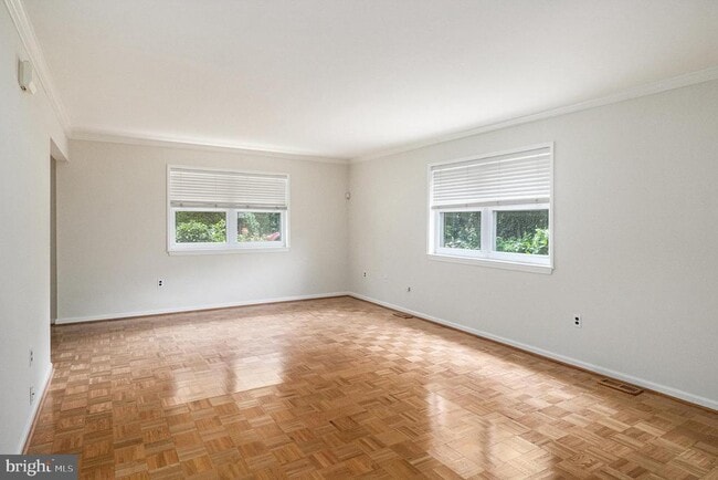Building Photo - 805 Wyndmoor Ave