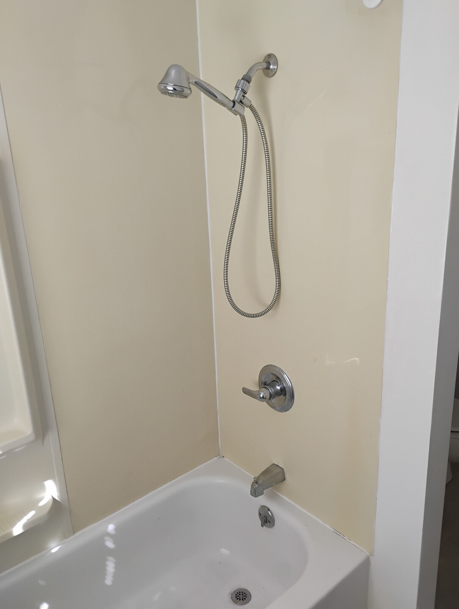 Building Photo - 701 Orchard St