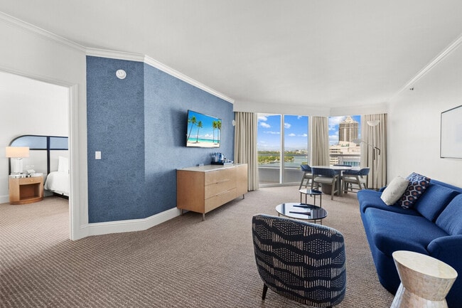 Building Photo - 4391 Collins Ave