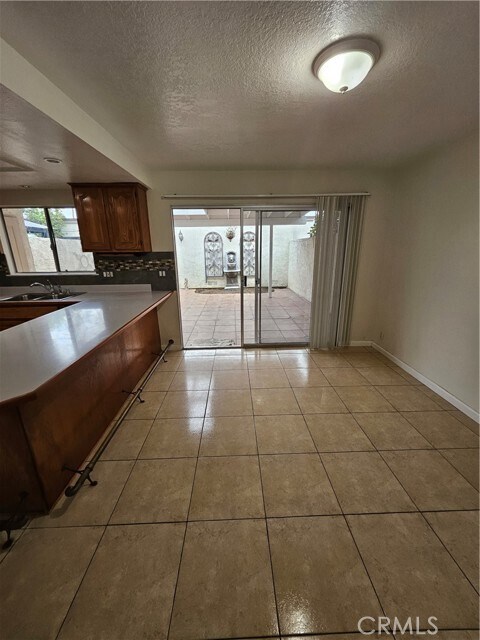 Building Photo - 15271 Cadiz Dr