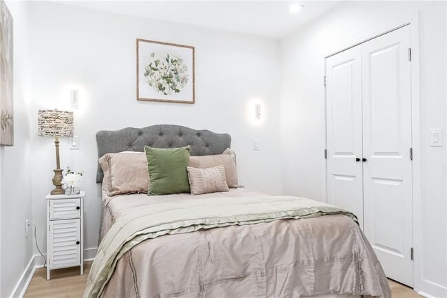 Building Photo - 50 Murray St