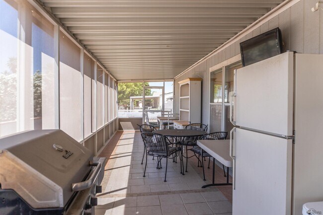 Building Photo - 10772 S Williams Ave