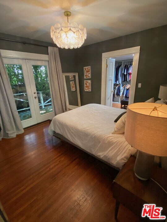 Building Photo - 1202 N Poinsettia Pl